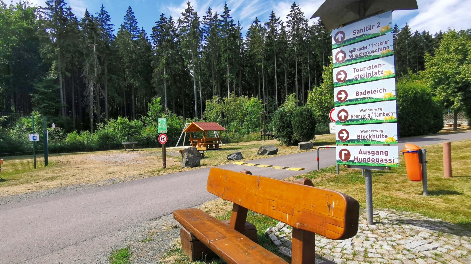 Ansicht Sitzbank - Campingplatz Paulfeld