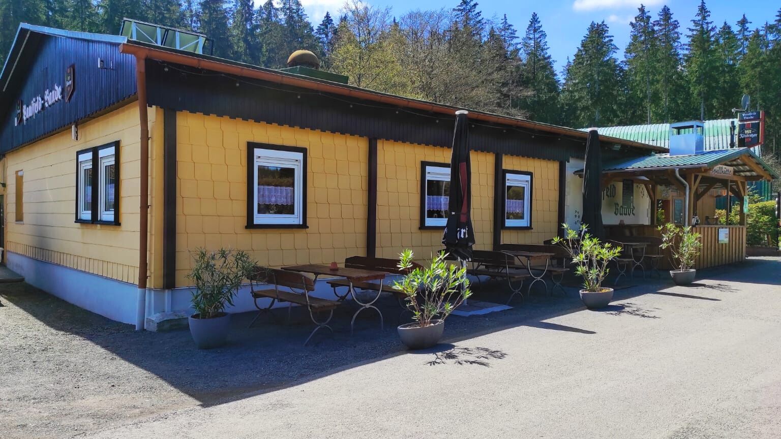 Paulfeld Baude mit Grillhütte und Biergarten